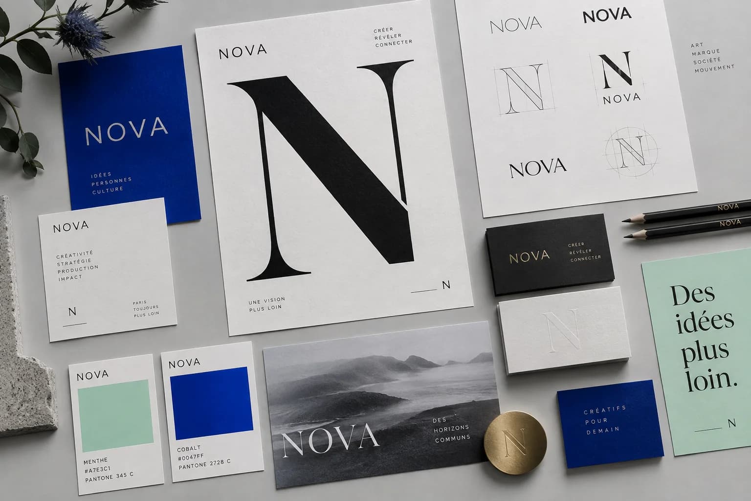 Planche de marque NOVA : typographies, nuancier et papeterie